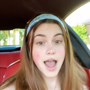 Meet your Posher, Samantha